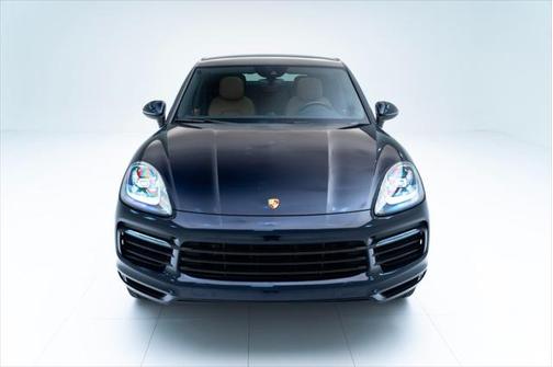 2022 Porsche Cayenne Platinum Edition