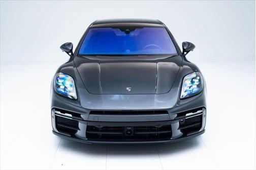 2025 Porsche Panamera E-Hybrid Turbo S