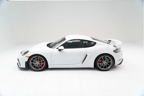 2023 Porsche 718 Cayman GT4