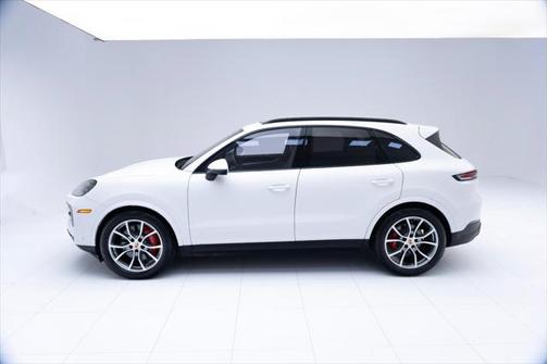 2024 Porsche Cayenne S