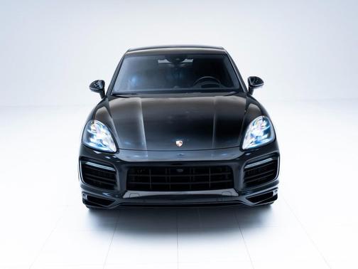 2023 Porsche Cayenne GTS