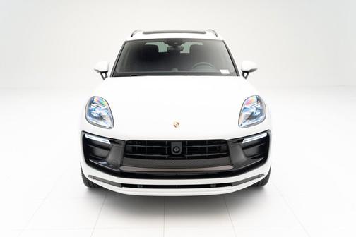 2024 Porsche Macan Base (PDK)