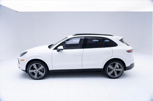 2022 Porsche Cayenne Platinum Edition