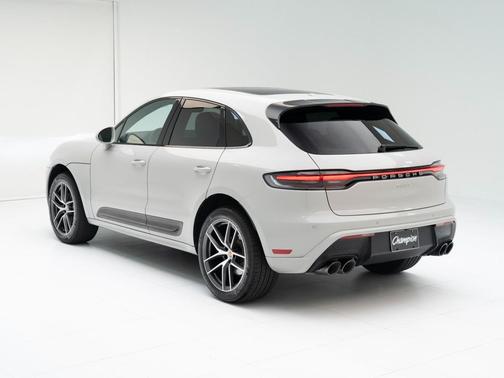 2022 Porsche Macan 