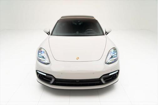 2023 Porsche Panamera E-Hybrid 4