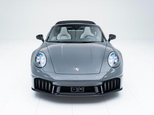 2025 Porsche 911 Targa 4 GTS