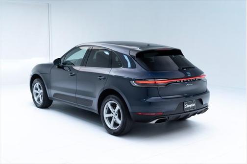 2021 Porsche Macan Base