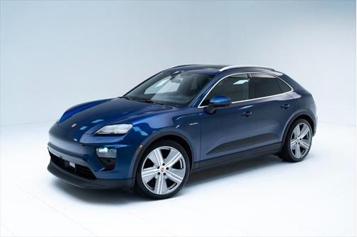 2024 Porsche Macan Base