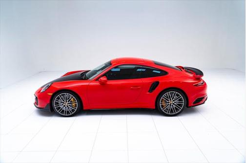 2019 Porsche 911 Turbo S