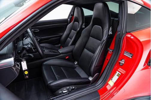 2019 Porsche 911 Turbo S