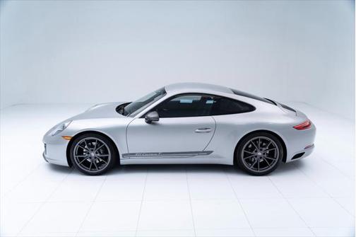 2019 Porsche 911 Carrera T