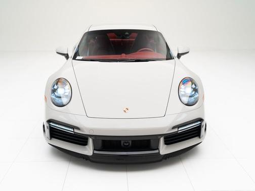 2021 Porsche 911 Turbo