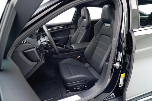 2026 Porsche Panamera 