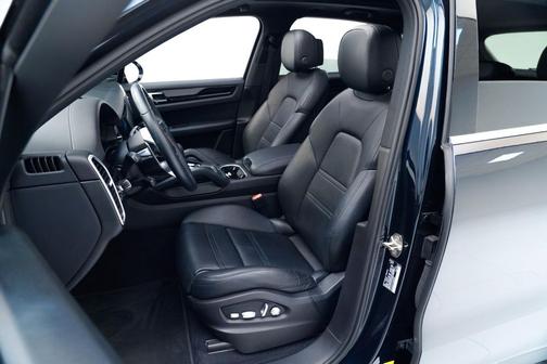 2020 Porsche Cayenne Cayenne