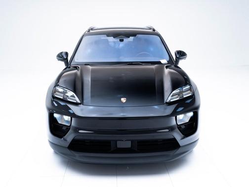 2026 Porsche Macan Electric
