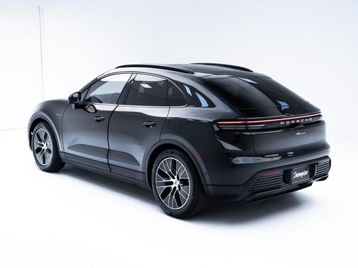 2026 Porsche Macan Electric