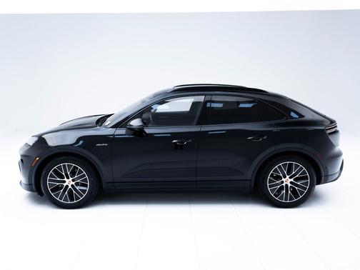 2026 Porsche Macan Electric