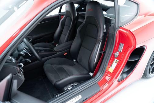 2024 Porsche 718 Cayman GTS 4.0