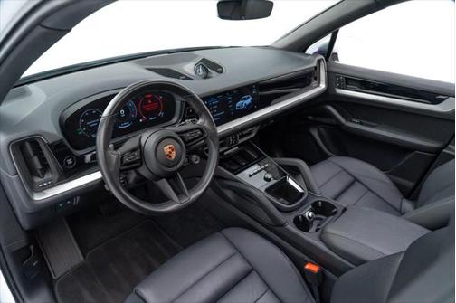 2024 Porsche Cayenne