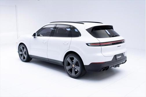 2024 Porsche Cayenne