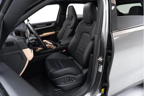 2024 Porsche Cayenne S