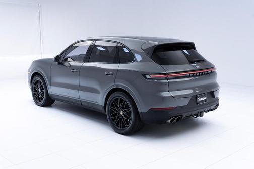 2024 Porsche Cayenne S