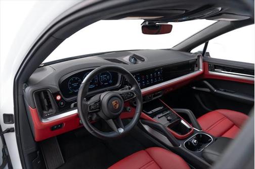 2024 Porsche Cayenne Coupe