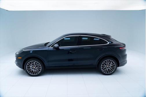 2022 Porsche Cayenne Platinum Edition