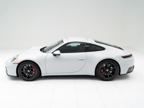 2026 Porsche 911 Carrera 4S