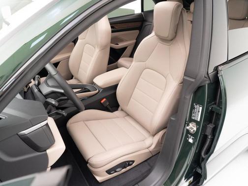 2026 Porsche Macan Electric