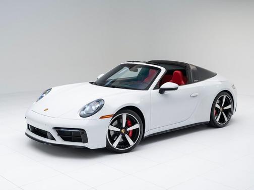 2022 Porsche 911 Targa 4S