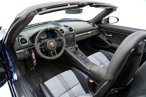 2024 Porsche 718 Spyder RS