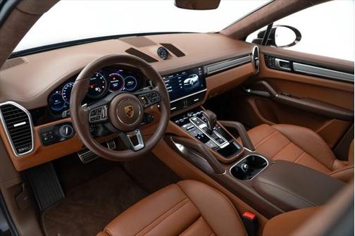 2022 Porsche Cayenne Turbo