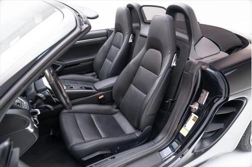 2024 Porsche 718 Boxster S