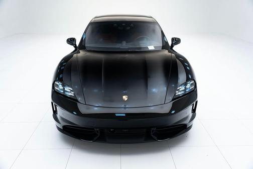 2025 Porsche Taycan GTS