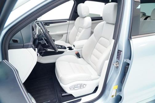 2023 Porsche Macan GTS