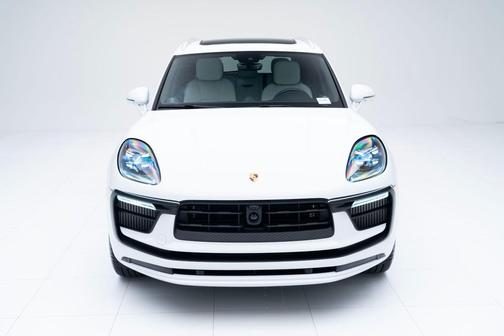 2025 Porsche Macan S