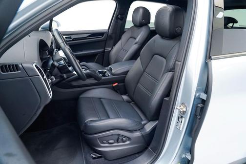 2023 Porsche Cayenne Cayenne
