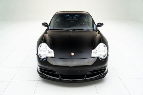 Black 2004 Porsche 911 GT3