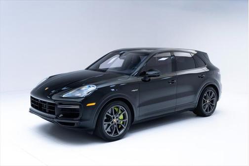 2022 Porsche Cayenne E-Hybrid S