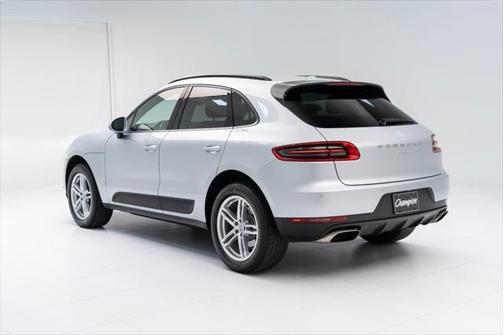 2018 Porsche Macan Base