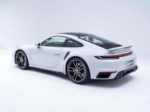2025 Porsche 911 Turbo