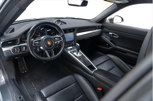 2019 Porsche 911 Carrera S
