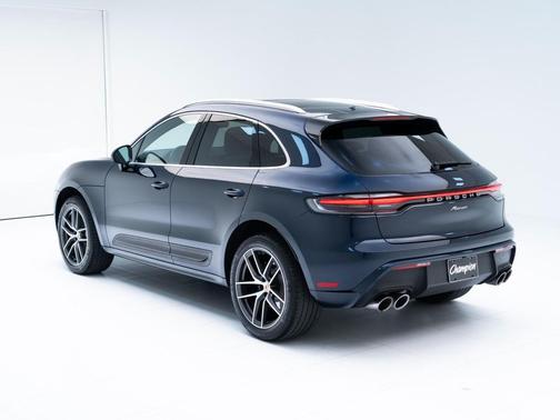 2023 Porsche Macan 