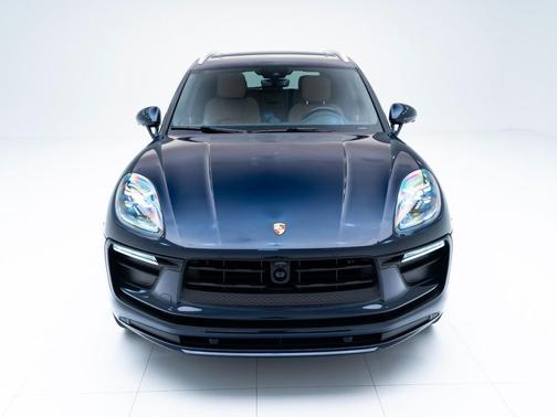 2023 Porsche Macan 