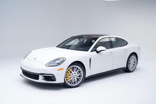 2019 Porsche Panamera 4S