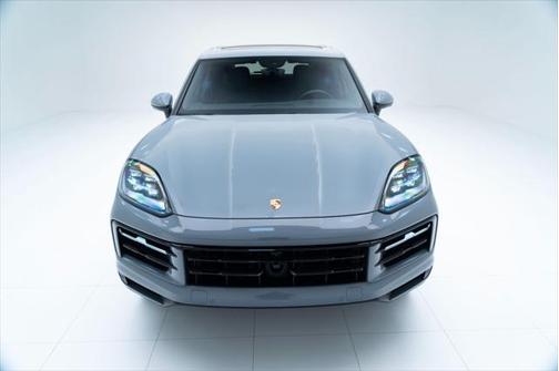 2024 Porsche Cayenne S