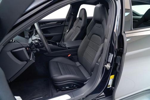 2025 Porsche Panamera 4S