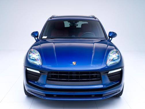 2022 Porsche Macan S