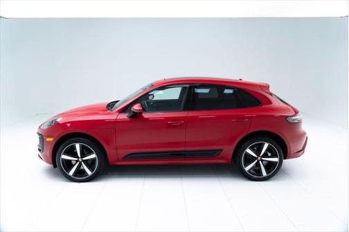 2024 Porsche Macan Base